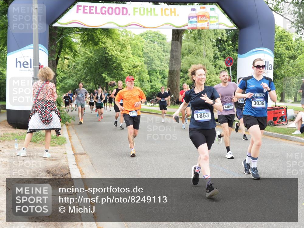29.06.2025 - hella hamburg halbmarathon MichiJ http://msf.ph/oto/8249113 29.06.2025 10:51:35 Zwischen KM18-KM19 1863, 3039, 3182, 3248, 5396, 6100, 7042, 9191, 9526, 13542, 14465, 15137, 17763, 18395, 18440 meine-sportfotos.de