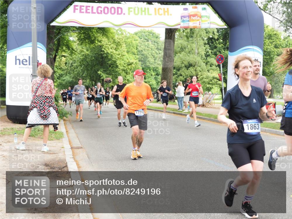 29.06.2025 - hella hamburg halbmarathon MichiJ http://msf.ph/oto/8249196 29.06.2025 10:51:36 Zwischen KM18-KM19 1863, 3039, 3182, 3248, 5396, 6100, 7042, 9191, 13542, 14465, 15137, 17763, 18395, 18440, 18768 meine-sportfotos.de