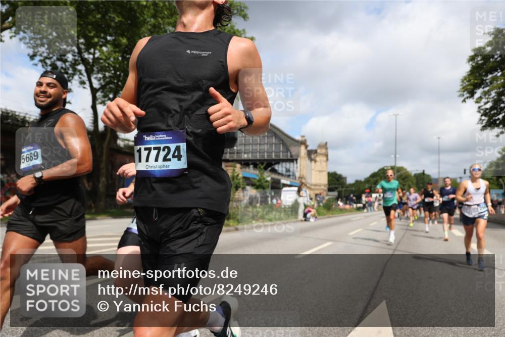 29.06.2025 - hella hamburg halbmarathon Yannick Fuchs http://msf.ph/oto/8249246 29.06.2025 10:35:22 20KM 1677, 1912, 2568, 2949, 3332, 4634, 4889, 5007, 5014, 5026, 5410, 6429, 6683, 7080, 7284, 7378, 8074, 8122, 8629, 8966, 9358, 9979, 10369, 10934, 10978, 11767, 11959, 12365, 12895, 13158, 13268, 14092, 14820, 15164, 15247, 15493, 15689, 16201, 16249, 16347, 16599, 17214, 17620, 17724, 17834, 17971, 18049, 18173, 18192, 18399 meine-sportfotos.de