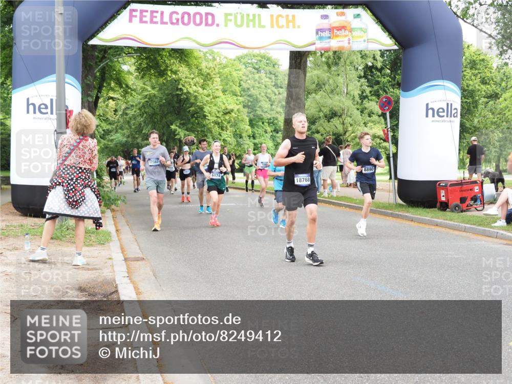 29.06.2025 - hella hamburg halbmarathon MichiJ http://msf.ph/oto/8249412 29.06.2025 10:51:38 Zwischen KM18-KM19 1863, 3039, 3182, 3248, 6100, 6174, 8890, 9191, 13542, 14465, 15137, 16455, 17387, 17763, 18395, 18440, 18768 meine-sportfotos.de