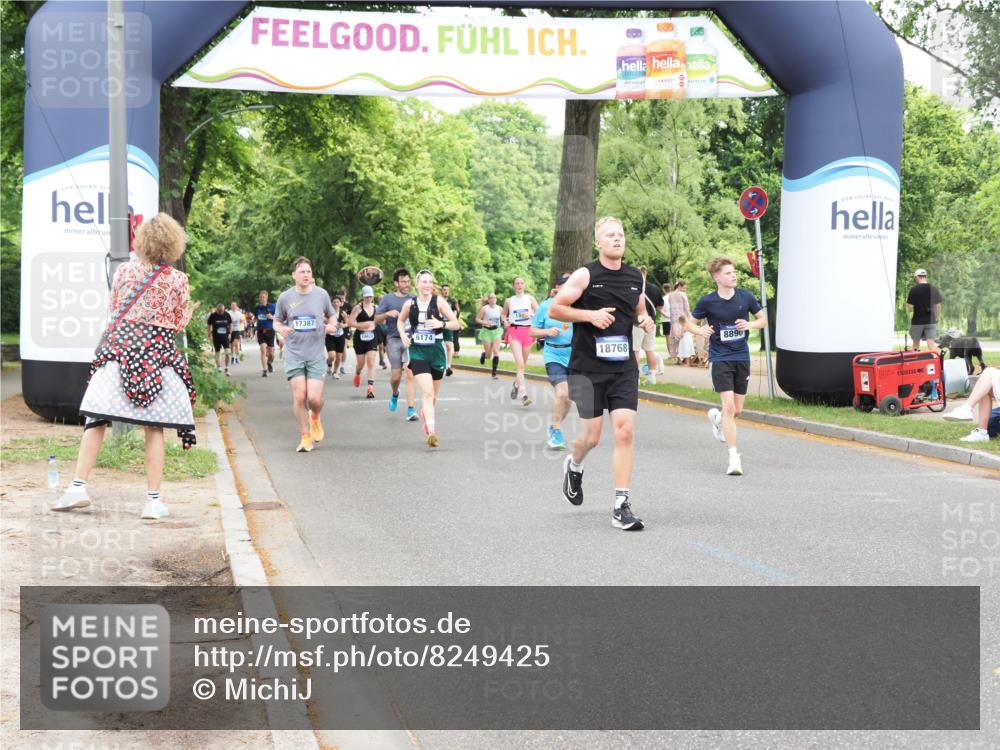 29.06.2025 - hella hamburg halbmarathon MichiJ http://msf.ph/oto/8249425 29.06.2025 10:51:38 Zwischen KM18-KM19 1863, 3039, 3182, 3248, 6100, 6174, 8890, 9191, 13542, 14465, 15137, 16455, 17387, 17763, 18395, 18440, 18768 meine-sportfotos.de