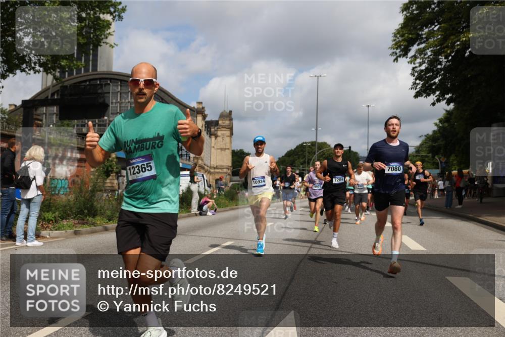 29.06.2025 - hella hamburg halbmarathon Yannick Fuchs http://msf.ph/oto/8249521 29.06.2025 10:35:24 20KM 1677, 1912, 2568, 2797, 2949, 3332, 3618, 4303, 4634, 4889, 5007, 5014, 5026, 5410, 6429, 6683, 7080, 7284, 7378, 8074, 8122, 8629, 8966, 9358, 9979, 10934, 10978, 11062, 11765, 11767, 11959, 12365, 12895, 13158, 13268, 14092, 14820, 15164, 15247, 15493, 15689, 16201, 16249, 16347, 16599, 17214, 17620, 17724, 17834, 17971, 18049, 18173, 18192, 18399, 18573 meine-sportfotos.de