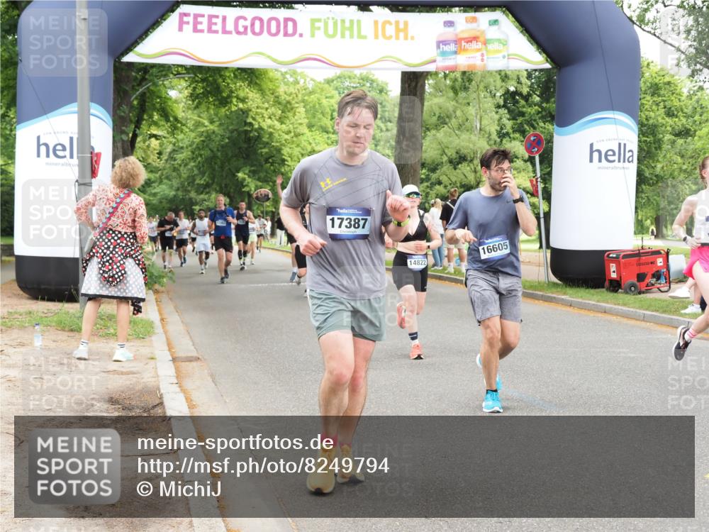 29.06.2025 - hella hamburg halbmarathon MichiJ http://msf.ph/oto/8249794 29.06.2025 10:51:42 Zwischen KM18-KM19 1842, 3182, 3248, 6100, 6174, 8890, 9816, 14822, 15797, 16455, 16605, 17387, 17763, 18768 meine-sportfotos.de