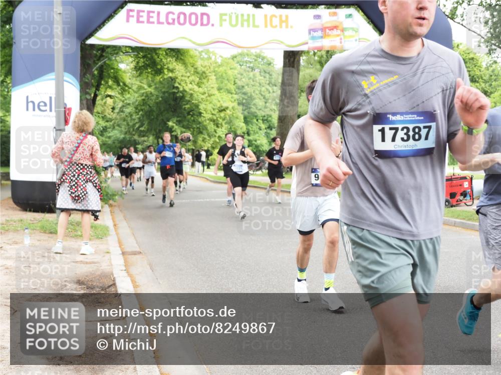 29.06.2025 - hella hamburg halbmarathon MichiJ http://msf.ph/oto/8249867 29.06.2025 10:51:43 Zwischen KM18-KM19 1842, 6100, 6174, 8890, 9816, 14822, 15797, 16455, 16605, 17387, 18768 meine-sportfotos.de