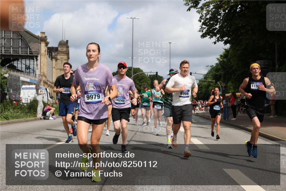 29.06.2025 - hella hamburg halbmarathon Yannick Fuchs http://msf.ph/oto/8250112 29.06.2025 10:35:26 20KM 1136, 1677, 1912, 2568, 2797, 2949, 3332, 3618, 4303, 4380, 4634, 4889, 5007, 5014, 5026, 5410, 6429, 6683, 7080, 7284, 7378, 7774, 8074, 8122, 8629, 8966, 9358, 9979, 10783, 10934, 10978, 11062, 11765, 11767, 11959, 12365, 12385, 12895, 13158, 13268, 13457, 14092, 14661, 14820, 15164, 15247, 15493, 15689, 16201, 16249, 16347, 16599, 17620, 17720, 17724, 17834, 17971, 18045, 18049, 18173, 18192, 18399, 18412, 18573 meine-sportfotos.de