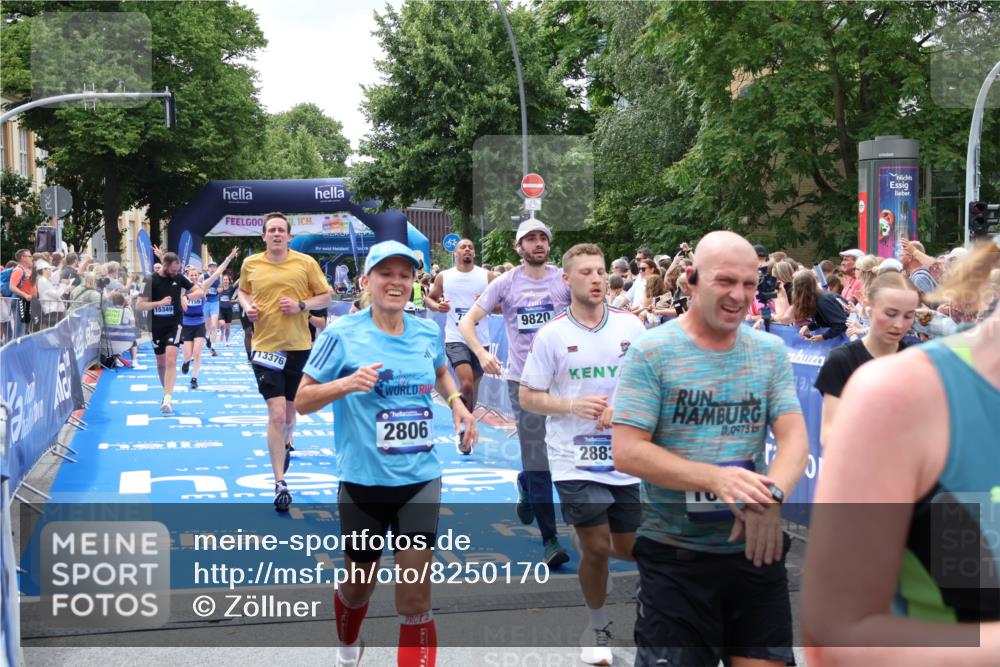 29.06.2025 - hella hamburg halbmarathon Zöllner http://msf.ph/oto/8250170 29.06.2025 10:57:59 Ziel 1200, 2025, 2806, 2883, 3093, 3575, 4579, 6531, 7138, 7159, 7189, 8089, 9820, 11394, 12378, 13376, 13465, 14881, 15349, 15527, 17543, 18492, 18762 meine-sportfotos.de