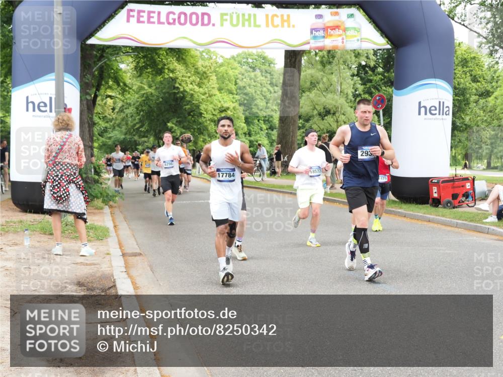 29.06.2025 - hella hamburg halbmarathon MichiJ http://msf.ph/oto/8250342 29.06.2025 10:51:49 Zwischen KM18-KM19 2936, 6714, 9816, 11324, 11429, 13221, 13533, 14822, 15797, 15963, 16067, 16605, 16989, 17784, 18575, 18577 meine-sportfotos.de