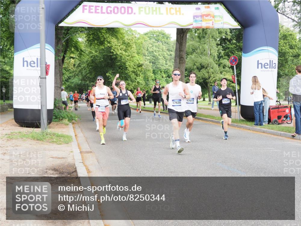 29.06.2025 - hella hamburg halbmarathon MichiJ http://msf.ph/oto/8250344 29.06.2025 10:28:50 Zwischen KM18-KM19 1882, 2750, 2826, 4889, 5375, 5508, 5745, 6149, 6683, 8346, 8574, 12540, 13158, 17245, 17620, 17973 meine-sportfotos.de