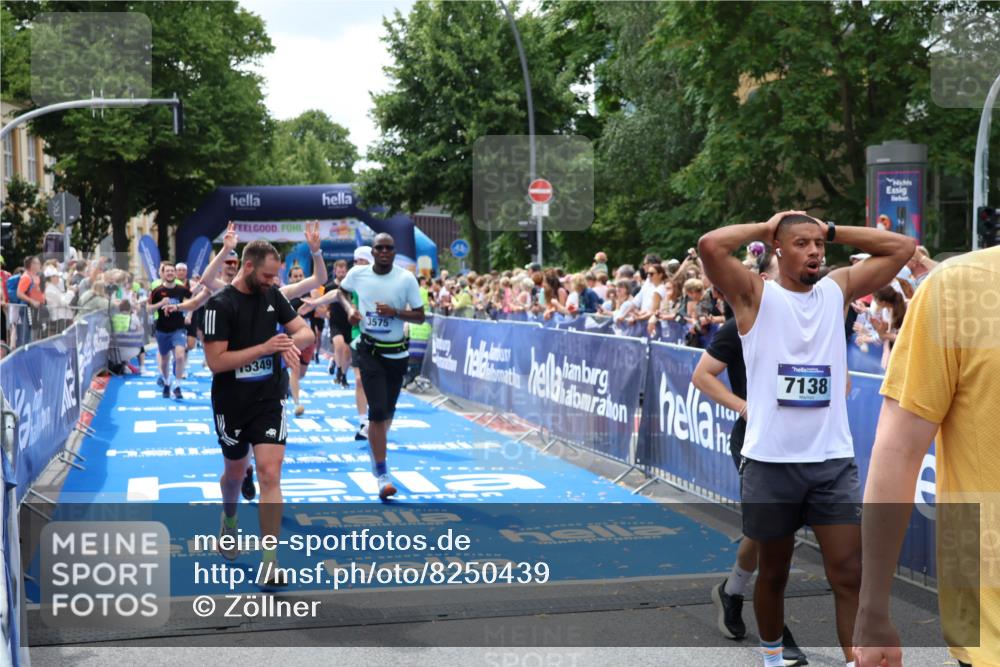29.06.2025 - hella hamburg halbmarathon Zöllner http://msf.ph/oto/8250439 29.06.2025 10:58:02 Ziel 1200, 2025, 3093, 3141, 3575, 4579, 6531, 7138, 7159, 7189, 8089, 10036, 11394, 11832, 12378, 12773, 13465, 14881, 15090, 15349, 15527, 18762 meine-sportfotos.de