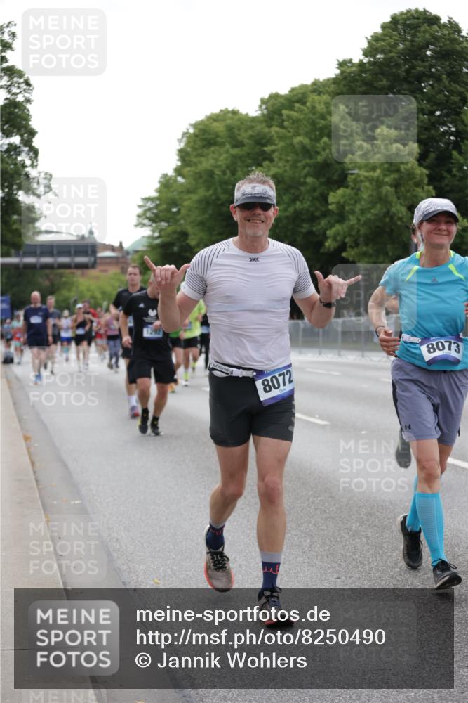 29.06.2025 - hella hamburg halbmarathon Jannik Wohlers http://msf.ph/oto/8250490 29.06.2025 10:30:54 Lombardsbrücke 1292, 1773, 1979, 2414, 2914, 4561, 4817, 5437, 5846, 5943, 6057, 6078, 6195, 7604, 8050, 8072, 8073, 10111, 11587, 11988, 12627, 14349, 15725, 16457, 16978, 17224, 17463, 17509, 17587, 17706, 18390, 18883, 18943, 19226 meine-sportfotos.de