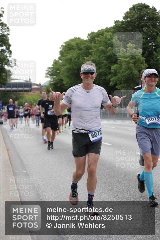 29.06.2025 - hella hamburg halbmarathon Jannik Wohlers http://msf.ph/oto/8250513 29.06.2025 10:30:54 Lombardsbrücke 1292, 1773, 1979, 2414, 2914, 4561, 4817, 5437, 5846, 5943, 6057, 6078, 6195, 7604, 8050, 8072, 8073, 10111, 11587, 11988, 12627, 14349, 15725, 16457, 16978, 17224, 17463, 17509, 17587, 17706, 18390, 18883, 18943, 19226 meine-sportfotos.de