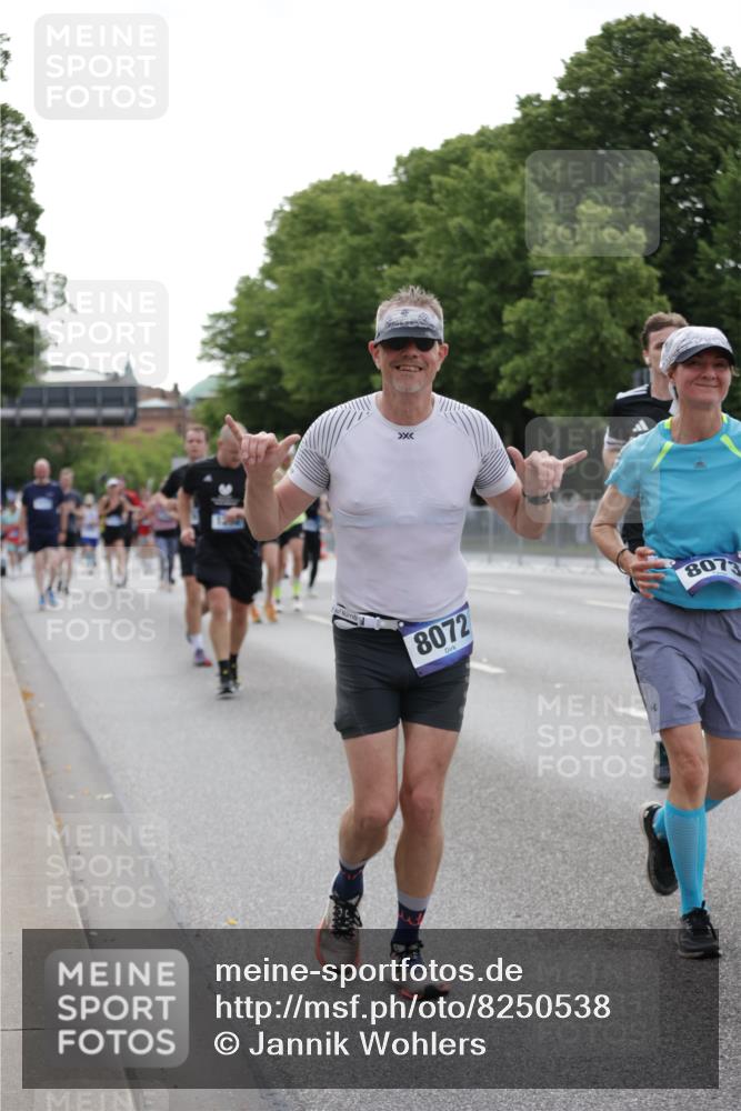 29.06.2025 - hella hamburg halbmarathon Jannik Wohlers http://msf.ph/oto/8250538 29.06.2025 10:30:54 Lombardsbrücke 1292, 1773, 1979, 2414, 2914, 4561, 4817, 5437, 5846, 5943, 6057, 6078, 6195, 7604, 8050, 8072, 8073, 10111, 11587, 11988, 12627, 14349, 15725, 16457, 16978, 17224, 17463, 17509, 17587, 17706, 18390, 18883, 18943, 19226 meine-sportfotos.de
