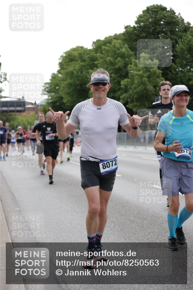 29.06.2025 - hella hamburg halbmarathon Jannik Wohlers http://msf.ph/oto/8250563 29.06.2025 10:30:54 Lombardsbrücke 1292, 1773, 1979, 2414, 2914, 4561, 4817, 5437, 5846, 5943, 6057, 6078, 6195, 7604, 8050, 8072, 8073, 10111, 11587, 11988, 12627, 14349, 15725, 16457, 16978, 17224, 17463, 17509, 17587, 17706, 18390, 18883, 18943, 19226 meine-sportfotos.de