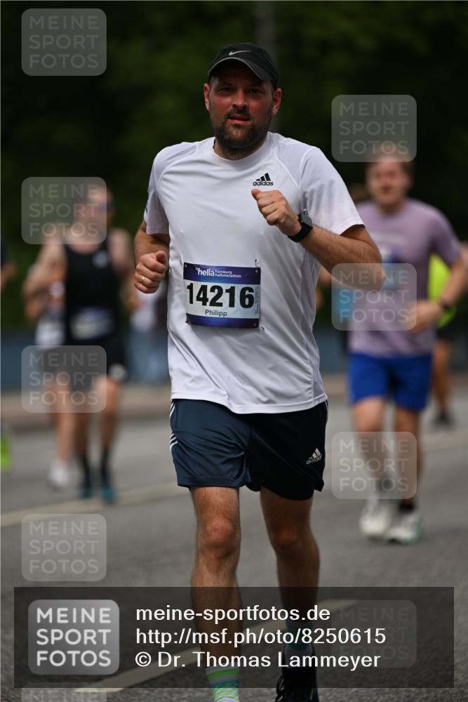 29.06.2025 - hella hamburg halbmarathon Dr. Thomas Lammeyer http://msf.ph/oto/8250615 29.06.2025 10:34:54 Kennedybrücke 1059, 1472, 1773, 2097, 2505, 2569, 3131, 4561, 6556, 6620, 6725, 7071, 7351, 7517, 8792, 9095, 9576, 9830, 9937, 10989, 10996 meine-sportfotos.de