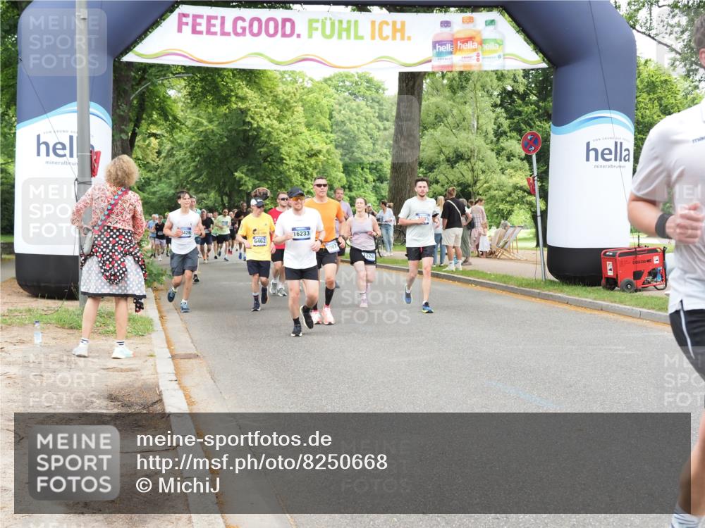29.06.2025 - hella hamburg halbmarathon MichiJ http://msf.ph/oto/8250668 29.06.2025 10:51:54 Zwischen KM18-KM19 1526, 2936, 5742, 0000, 6462, 7935, 10074, 11324, 11429, 15963, 16233, 16989, 17784, 18575, 18577 meine-sportfotos.de