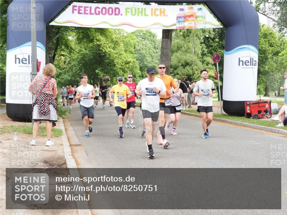 29.06.2025 - hella hamburg halbmarathon MichiJ http://msf.ph/oto/8250751 29.06.2025 10:51:55 Zwischen KM18-KM19 1526, 2936, 4146, 5742, 0000, 6462, 7935, 10074, 11429, 14306, 16233, 16237, 16989, 17784, 18575, 18577 meine-sportfotos.de