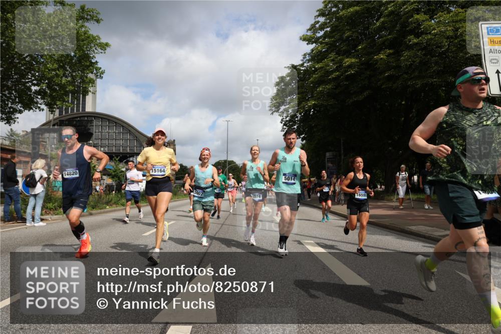 29.06.2025 - hella hamburg halbmarathon Yannick Fuchs http://msf.ph/oto/8250871 29.06.2025 10:35:28 20KM 1136, 1677, 2568, 2797, 2949, 3332, 3618, 4205, 4303, 4380, 4634, 4871, 4889, 5007, 5014, 5026, 5410, 5709, 6429, 6683, 7080, 7284, 7378, 7774, 8074, 8122, 8966, 9358, 9979, 10783, 10934, 10978, 11062, 11765, 11922, 11959, 12365, 12385, 12895, 13158, 13268, 13457, 14092, 14661, 14820, 15164, 15247, 15493, 15689, 16201, 16249, 16347, 16599, 17620, 17720, 17724, 17834, 17971, 18045, 18049, 18173, 18399, 18412, 18573 meine-sportfotos.de