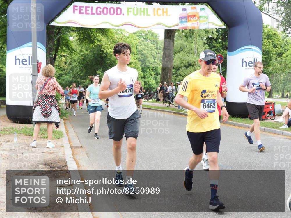 29.06.2025 - hella hamburg halbmarathon MichiJ http://msf.ph/oto/8250989 29.06.2025 10:51:58 Zwischen KM18-KM19 1526, 4146, 5742, 0000, 6462, 7935, 10074, 14306, 16233, 16237, 18426 meine-sportfotos.de