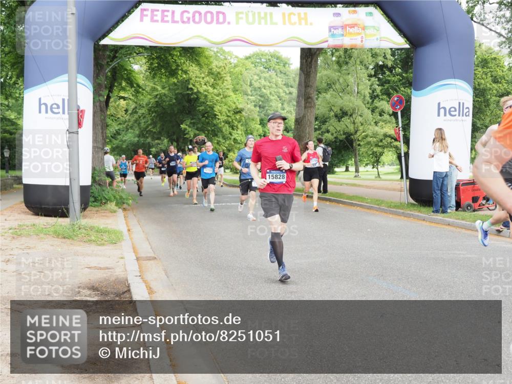 29.06.2025 - hella hamburg halbmarathon MichiJ http://msf.ph/oto/8251051 29.06.2025 10:28:53 Zwischen KM18-KM19 1882, 2750, 2826, 5375, 5508, 5745, 6149, 6683, 12046, 12540, 13158, 15828, 17620, 17973 meine-sportfotos.de