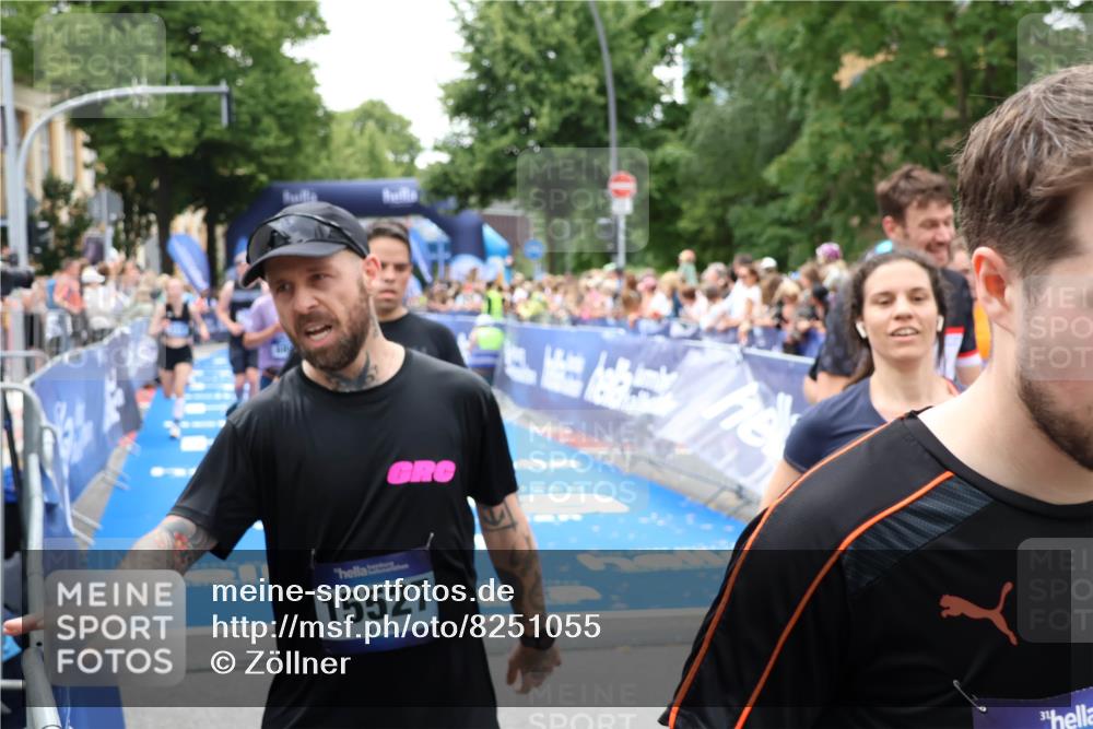 29.06.2025 - hella hamburg halbmarathon Zöllner http://msf.ph/oto/8251055 29.06.2025 10:58:10 Ziel 1563, 1611, 2907, 3141, 4319, 4426, 6892, 8290, 10036, 10408, 11832, 12773, 13666, 15125, 15189 meine-sportfotos.de