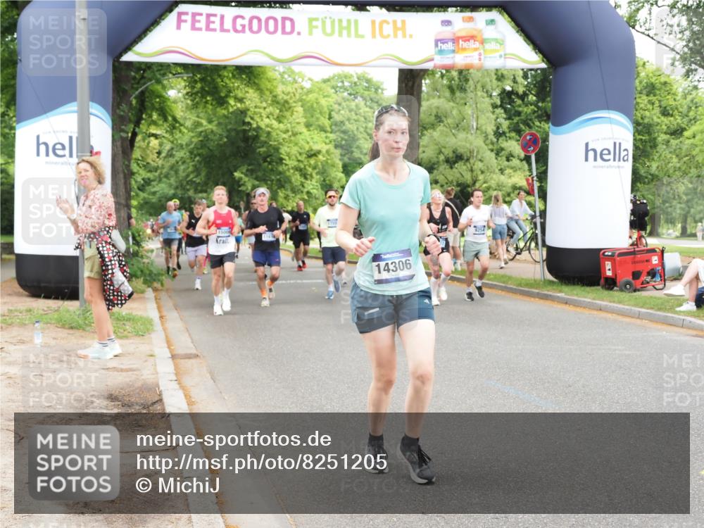 29.06.2025 - hella hamburg halbmarathon MichiJ http://msf.ph/oto/8251205 29.06.2025 10:52:00 Zwischen KM18-KM19 1526, 4146, 5742, 0000, 6462, 7935, 10074, 13901, 14306, 16233, 16237, 18196, 18426 meine-sportfotos.de