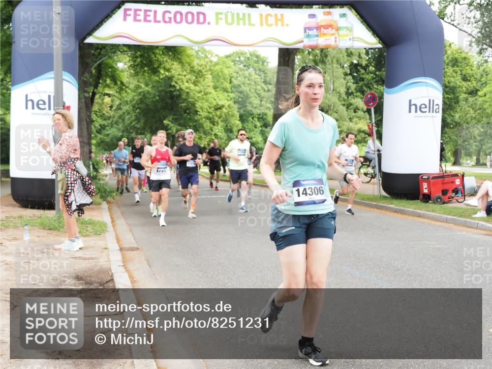 29.06.2025 - hella hamburg halbmarathon MichiJ http://msf.ph/oto/8251231 29.06.2025 10:52:01 Zwischen KM18-KM19 1526, 4146, 6462, 7271, 7935, 9254, 10074, 13901, 14306, 15377, 16237, 17550, 18196, 18426 meine-sportfotos.de