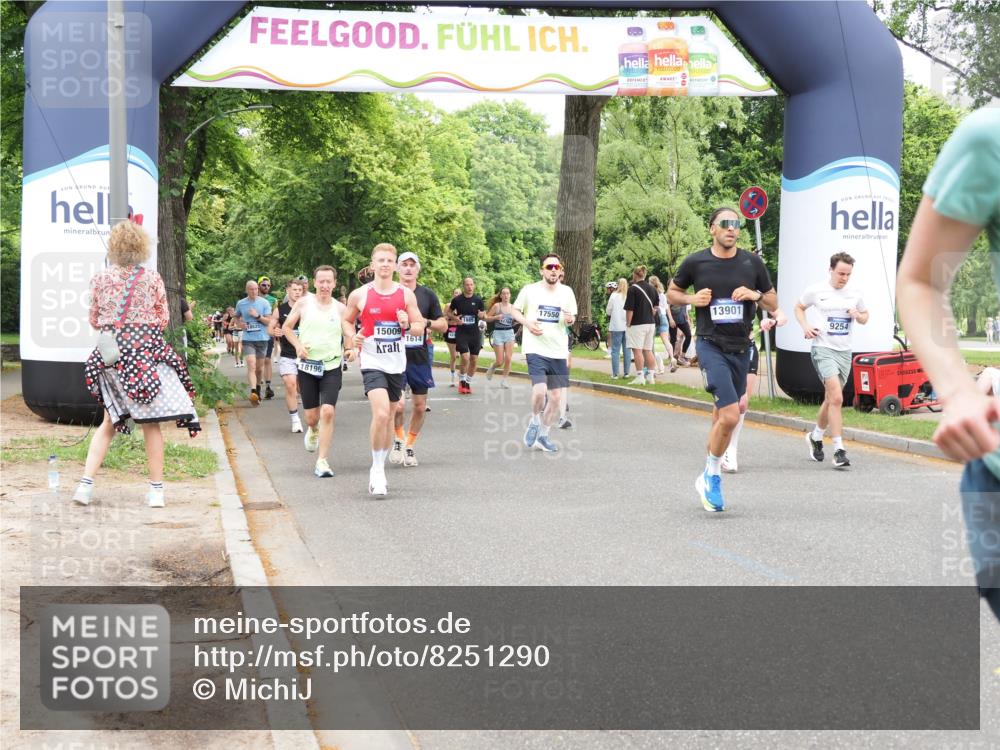 29.06.2025 - hella hamburg halbmarathon MichiJ http://msf.ph/oto/8251290 29.06.2025 10:52:01 Zwischen KM18-KM19 1526, 4146, 6462, 7271, 7935, 9254, 10074, 13901, 14306, 15377, 16237, 17550, 18196, 18426 meine-sportfotos.de