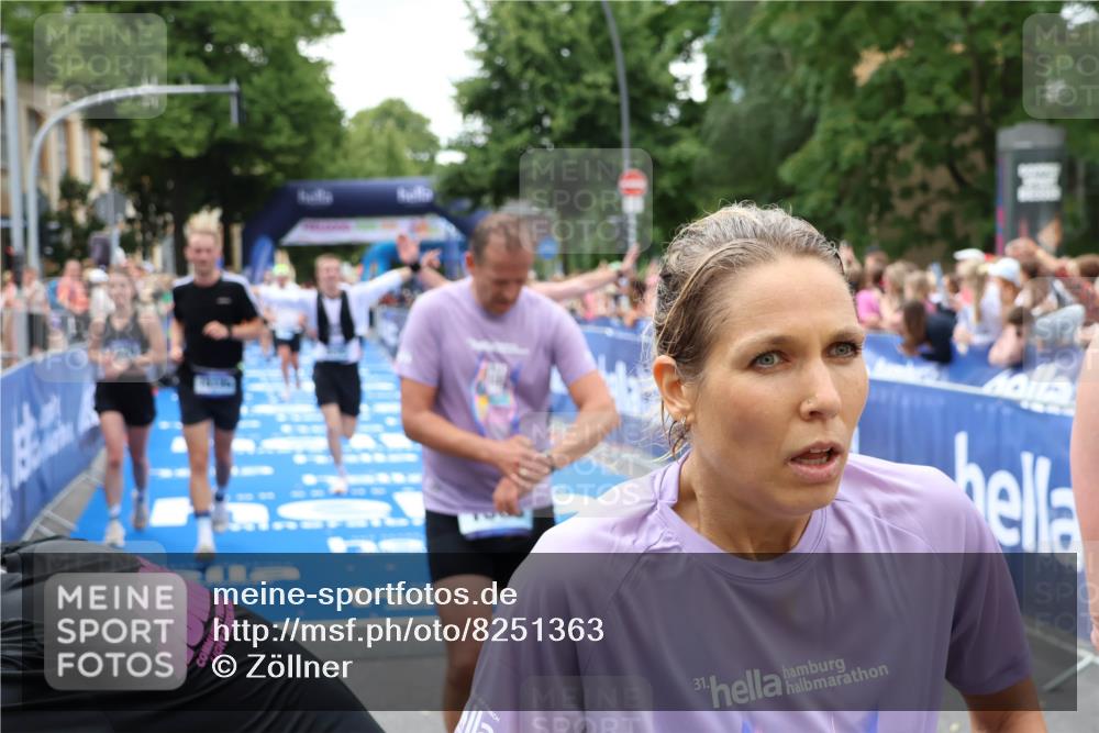 29.06.2025 - hella hamburg halbmarathon Zöllner http://msf.ph/oto/8251363 29.06.2025 10:58:17 Ziel 1595, 2907, 4426, 4592, 6104, 8290, 9230, 11645, 14631, 15125, 18068 meine-sportfotos.de