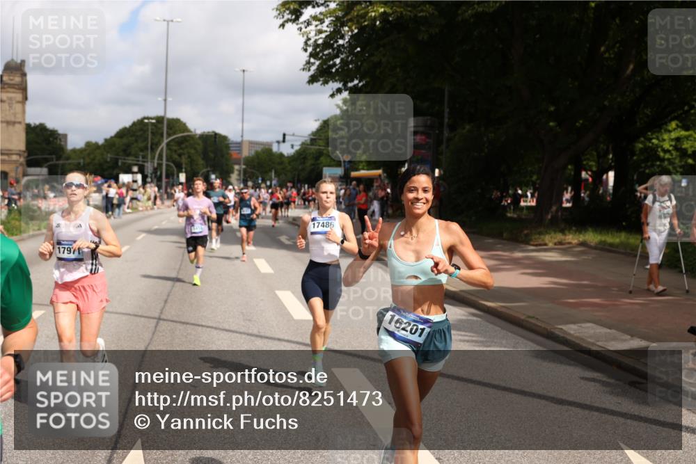 29.06.2025 - hella hamburg halbmarathon Yannick Fuchs http://msf.ph/oto/8251473 29.06.2025 10:35:31 20KM 1136, 1677, 2568, 2797, 2949, 3332, 3618, 4205, 4303, 4380, 4634, 4871, 4889, 5007, 5014, 5026, 5410, 5709, 6429, 6683, 6771, 7080, 7284, 7378, 7774, 8074, 8122, 8966, 9358, 9640, 9659, 9755, 9979, 10375, 10783, 10934, 10978, 11062, 11765, 11922, 11959, 12365, 12385, 12895, 13158, 13268, 13457, 14661, 14820, 15164, 15247, 15493, 15689, 16201, 16249, 16347, 16599, 17720, 17724, 17834, 17971, 18045, 18049, 18173, 18399, 18412, 18573 meine-sportfotos.de
