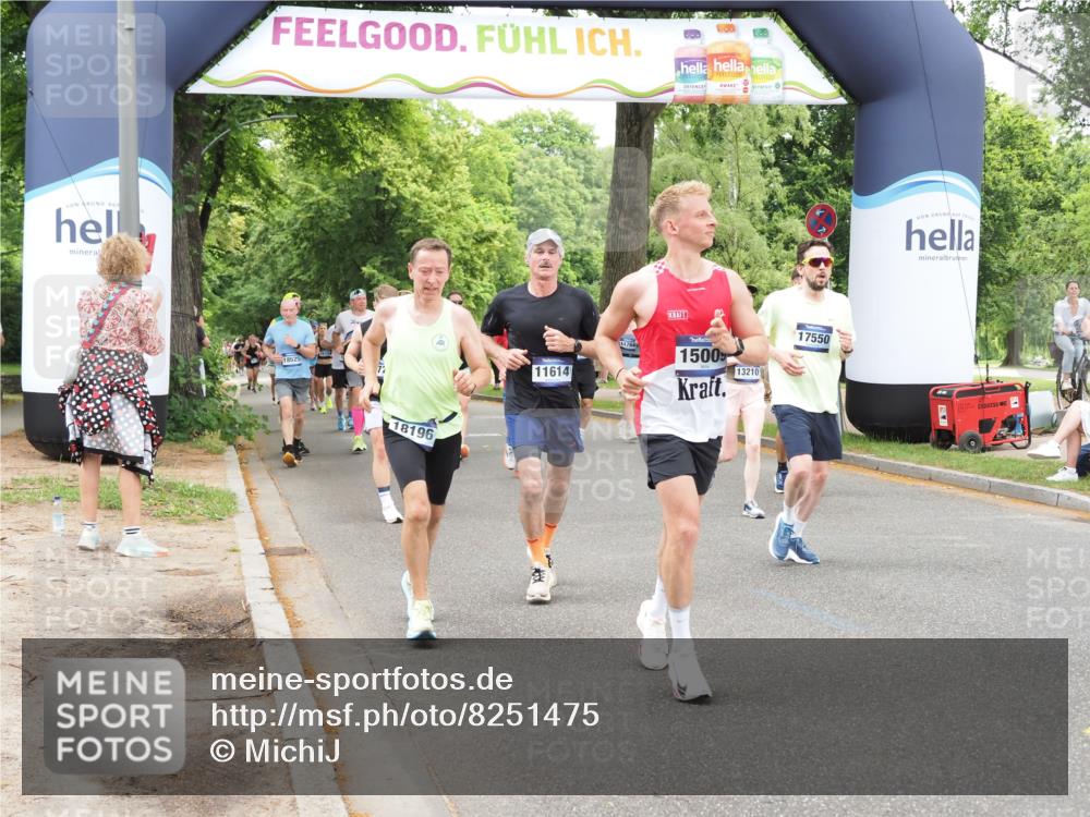 29.06.2025 - hella hamburg halbmarathon MichiJ http://msf.ph/oto/8251475 29.06.2025 10:52:03 Zwischen KM18-KM19 4146, 4613, 7271, 7474, 9254, 11614, 13210, 13901, 14306, 15009, 15377, 16237, 17550, 18196, 18426 meine-sportfotos.de