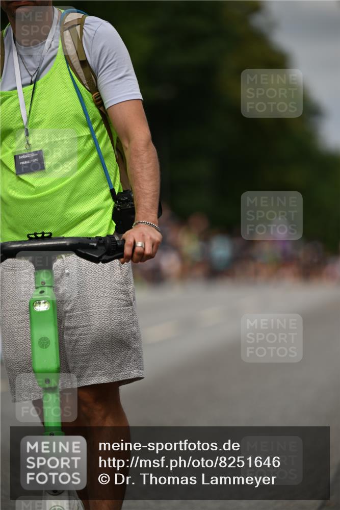 29.06.2025 - hella hamburg halbmarathon Dr. Thomas Lammeyer http://msf.ph/oto/8251646 29.06.2025 10:34:56 Kennedybrücke 1059, 1472, 1773, 2097, 2505, 2569, 3131, 4561, 6057, 6195, 6556, 6616, 6620, 6725, 7071, 7351, 8792, 9576, 9830, 9937, 10989 meine-sportfotos.de