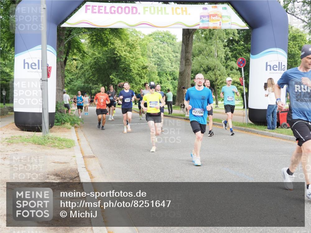 29.06.2025 - hella hamburg halbmarathon MichiJ http://msf.ph/oto/8251647 29.06.2025 10:28:56 Zwischen KM18-KM19 1882, 2324, 2826, 5375, 5508, 5745, 8629, 11765, 12046, 12540, 12704, 13158, 15828, 17620, 17973 meine-sportfotos.de