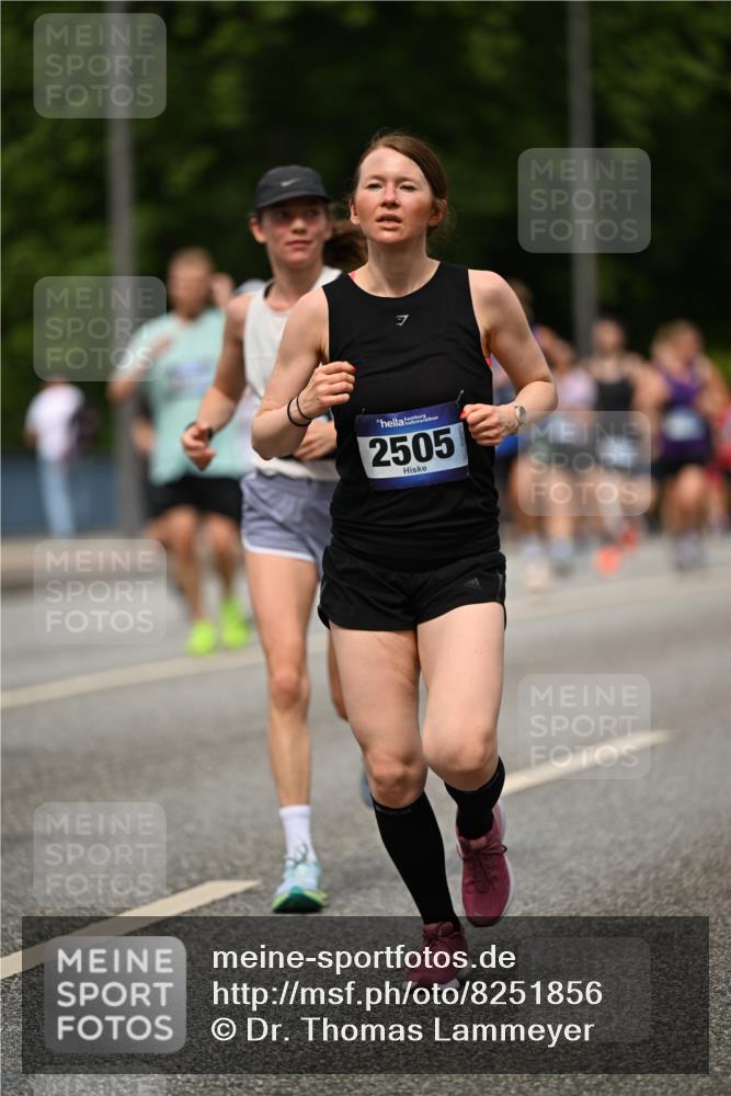 29.06.2025 - hella hamburg halbmarathon Dr. Thomas Lammeyer http://msf.ph/oto/8251856 29.06.2025 10:34:59 Kennedybrücke 1059, 1472, 1773, 2097, 2505, 2569, 3131, 3443, 4561, 5437, 6057, 6195, 6616, 6620, 6725, 6787, 7071, 7351, 8050, 8792, 9576, 9830, 9937, 10989 meine-sportfotos.de