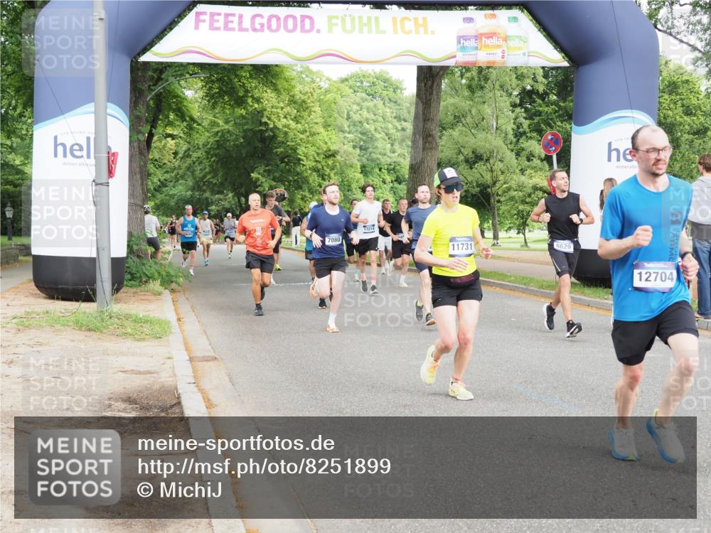 29.06.2025 - hella hamburg halbmarathon MichiJ http://msf.ph/oto/8251899 29.06.2025 10:28:57 Zwischen KM18-KM19 2324, 3332, 4843, 5375, 5508, 8465, 8629, 11731, 11765, 12046, 12540, 12704, 13158, 15828, 17214, 17973 meine-sportfotos.de