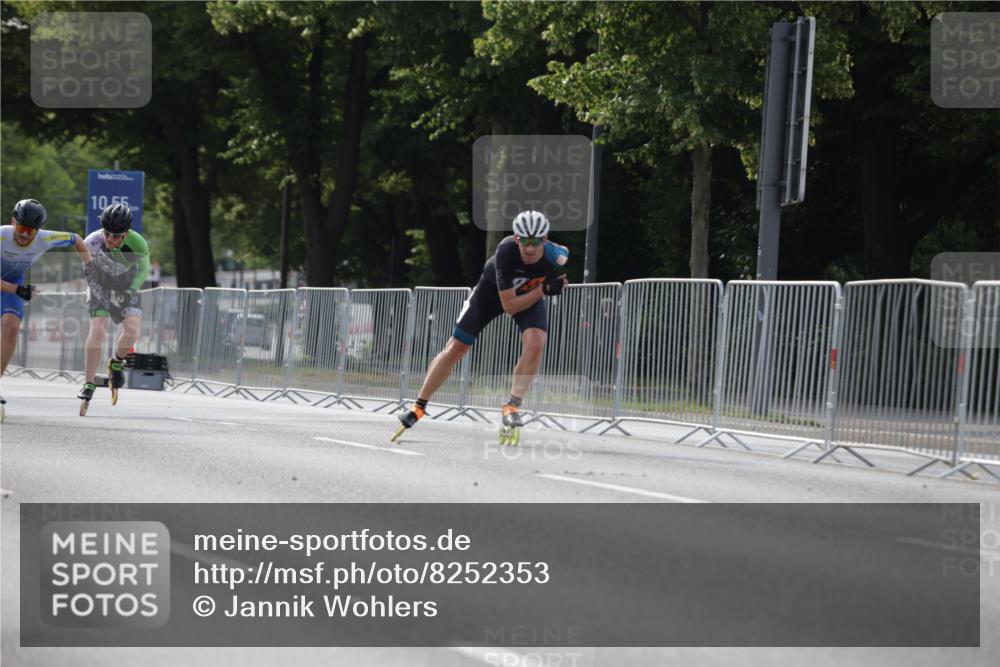 29.06.2025 - hella hamburg halbmarathon Jannik Wohlers http://msf.ph/oto/8252353 29.06.2025 08:48:39 Lombardsbrücke  meine-sportfotos.de