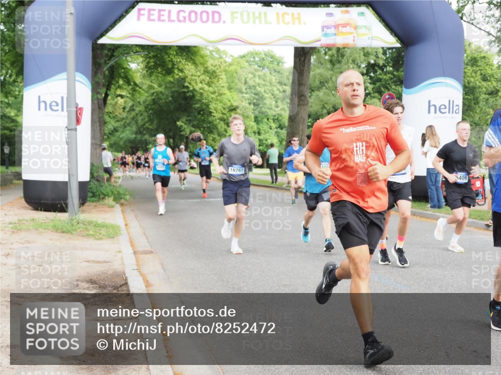 29.06.2025 - hella hamburg halbmarathon MichiJ http://msf.ph/oto/8252472 29.06.2025 10:29:00 Zwischen KM18-KM19 2324, 3332, 4843, 5409, 7080, 8465, 8629, 11731, 11765, 12046, 12704, 14092, 14924, 15828, 17214 meine-sportfotos.de
