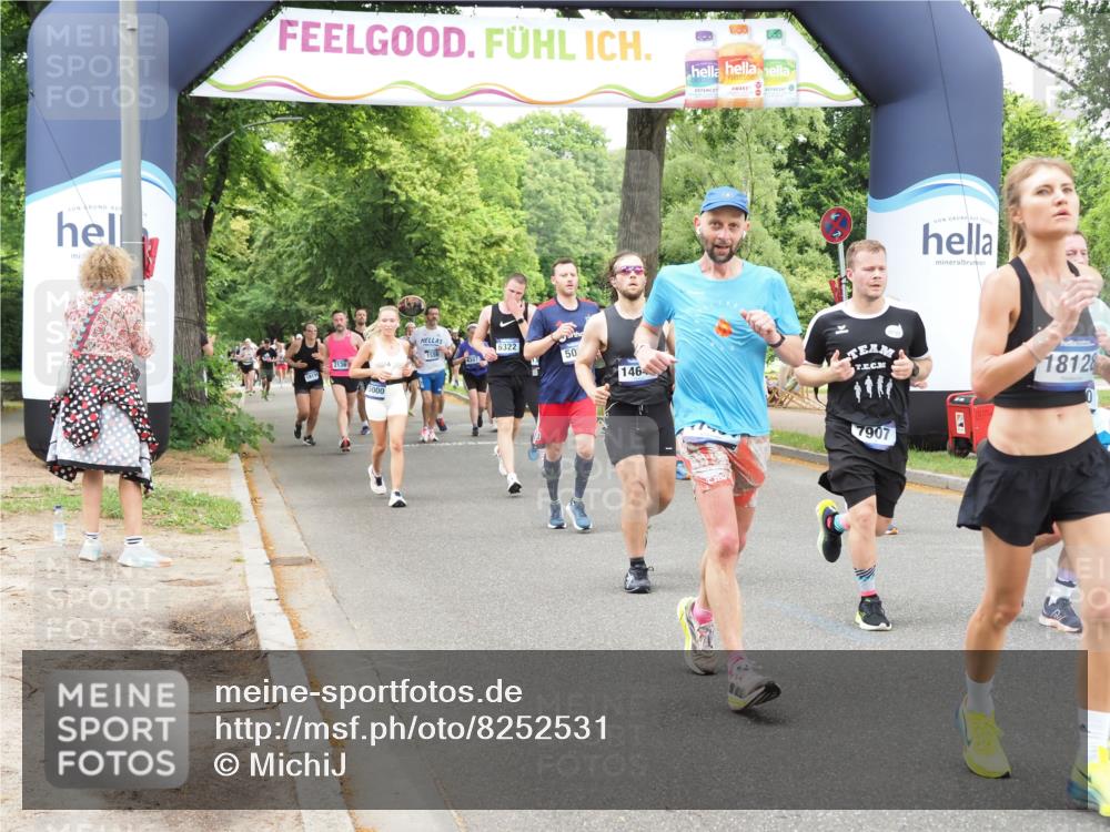 29.06.2025 - hella hamburg halbmarathon MichiJ http://msf.ph/oto/8252531 29.06.2025 10:52:12 Zwischen KM18-KM19 1186, 1229, 1885, 2490, 5073, 6706, 7907, 9339, 10756, 11784, 14642, 15000, 16063, 16344, 17434, 18128, 18525, 19165, 19173, 19176 meine-sportfotos.de