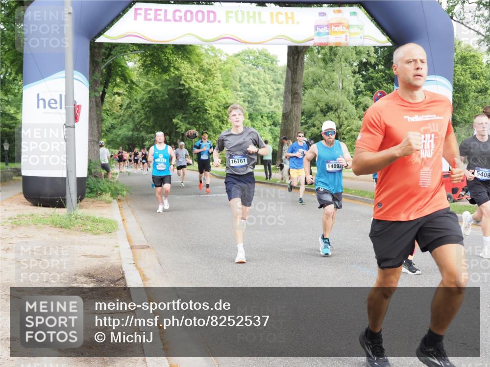 29.06.2025 - hella hamburg halbmarathon MichiJ http://msf.ph/oto/8252537 29.06.2025 10:29:00 Zwischen KM18-KM19 2324, 3332, 4843, 5409, 7080, 8465, 8629, 11731, 11765, 12046, 12704, 14092, 14924, 15828, 17214 meine-sportfotos.de