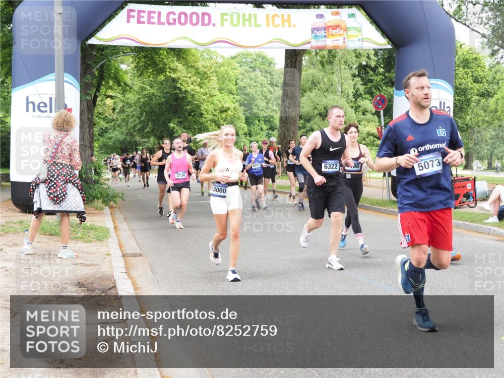 29.06.2025 - hella hamburg halbmarathon MichiJ http://msf.ph/oto/8252759 29.06.2025 10:52:14 Zwischen KM18-KM19 1186, 1229, 2136, 2490, 4307, 5073, 6322, 6706, 7907, 9339, 9477, 12426, 14642, 15000, 16063, 16344, 17434, 18128, 18199, 18525, 19173 meine-sportfotos.de