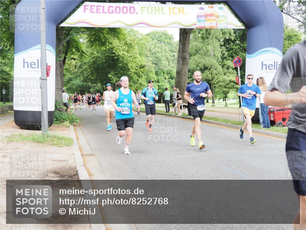 29.06.2025 - hella hamburg halbmarathon MichiJ http://msf.ph/oto/8252768 29.06.2025 10:29:02 Zwischen KM18-KM19 1603, 2324, 3332, 4843, 5409, 5916, 7080, 8465, 8467, 8629, 11731, 11765, 12704, 14092, 14924, 16761, 17214 meine-sportfotos.de