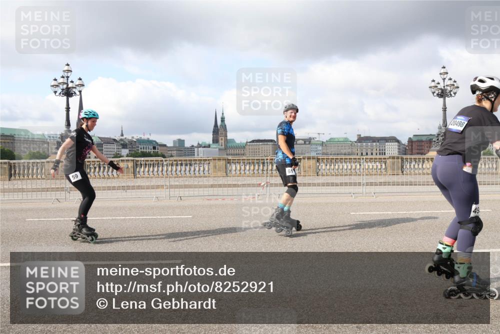 29.06.2025 - hella hamburg halbmarathon Lena Gebhardt http://msf.ph/oto/8252921 29.06.2025 09:03:09 Lombardsbrücke  meine-sportfotos.de
