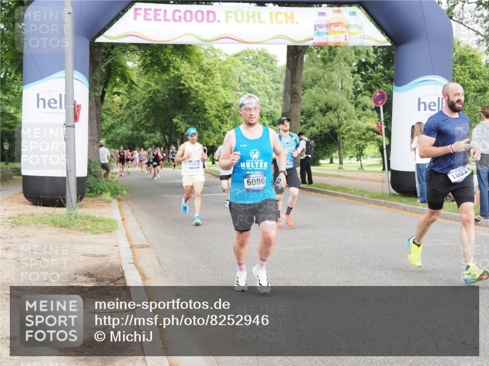 29.06.2025 - hella hamburg halbmarathon MichiJ http://msf.ph/oto/8252946 29.06.2025 10:29:03 Zwischen KM18-KM19 1603, 3332, 4843, 5409, 5916, 6080, 7080, 8465, 8467, 8629, 11731, 14092, 14924, 15424, 15813, 16761, 17214 meine-sportfotos.de