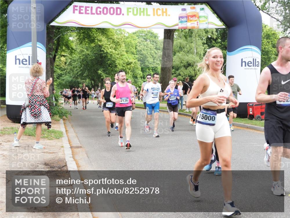 29.06.2025 - hella hamburg halbmarathon MichiJ http://msf.ph/oto/8252978 29.06.2025 10:52:15 Zwischen KM18-KM19 1186, 1229, 2136, 2490, 4307, 5073, 6322, 6706, 7210, 7211, 7907, 8960, 9477, 12426, 14642, 15000, 16063, 17434, 18128, 18199, 19173 meine-sportfotos.de