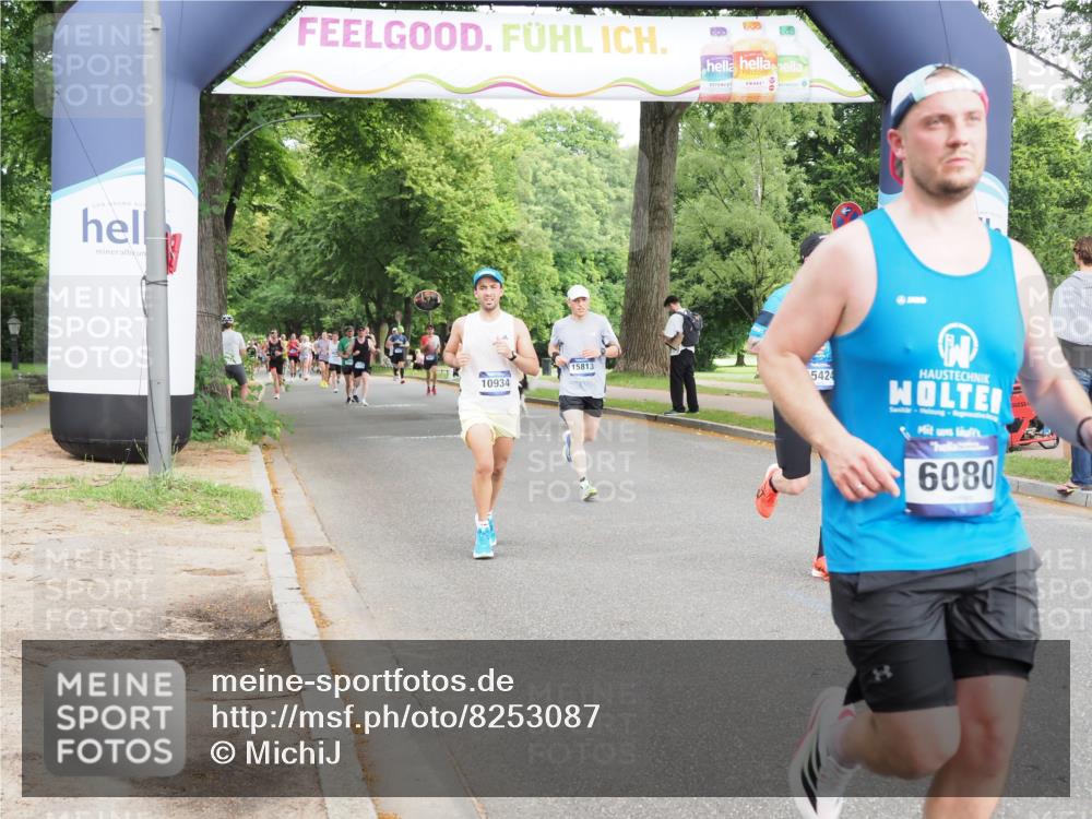 29.06.2025 - hella hamburg halbmarathon MichiJ http://msf.ph/oto/8253087 29.06.2025 10:29:04 Zwischen KM18-KM19 1603, 3332, 4843, 5409, 5916, 6080, 7080, 8465, 8467, 11731, 14092, 14924, 15424, 15813, 16761, 17214 meine-sportfotos.de