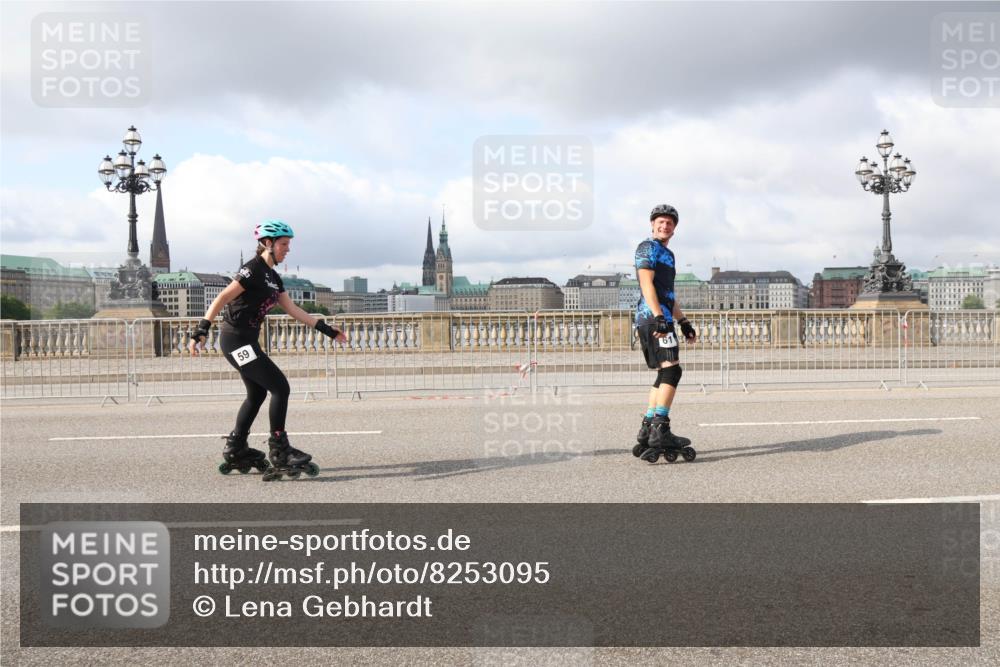 29.06.2025 - hella hamburg halbmarathon Lena Gebhardt http://msf.ph/oto/8253095 29.06.2025 09:03:09 Lombardsbrücke  meine-sportfotos.de