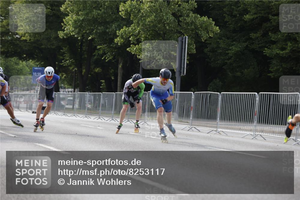 29.06.2025 - hella hamburg halbmarathon Jannik Wohlers http://msf.ph/oto/8253117 29.06.2025 08:48:41 Lombardsbrücke  meine-sportfotos.de