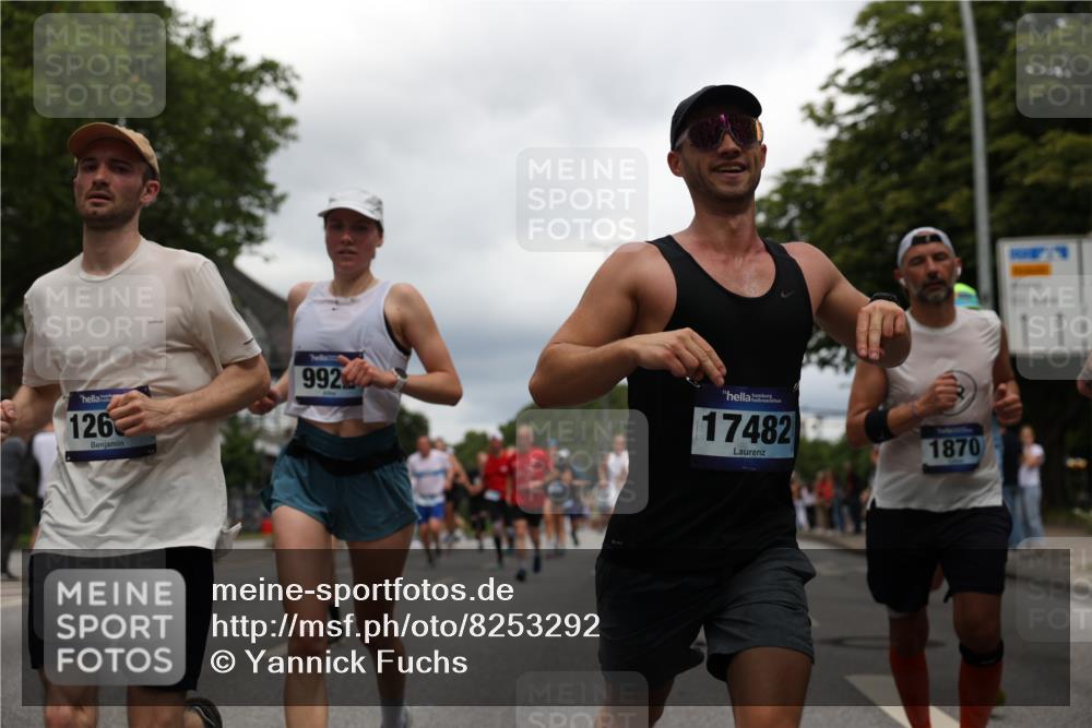 29.06.2025 - hella hamburg halbmarathon Yannick Fuchs http://msf.ph/oto/8253292 29.06.2025 10:48:03 20KM 1267, 1422, 1442, 1502, 1549, 1870, 2058, 2432, 2518, 2630, 3096, 3103, 3310, 3898, 4299, 5020, 5259, 6260, 6294, 6374, 7129, 7395, 7478, 7973, 8223, 8285, 8394, 9032, 9380, 9791, 9922, 10040, 11009, 11068, 11430, 11789, 11844, 12213, 12321, 12607, 13033, 13147, 13397, 13794, 13803, 13869, 13912, 14026, 14239, 14702, 15146, 15856, 16623, 16750, 16780, 17482, 17765, 18308, 18450, 18514, 18612, 18759, 19067, 19177 meine-sportfotos.de
