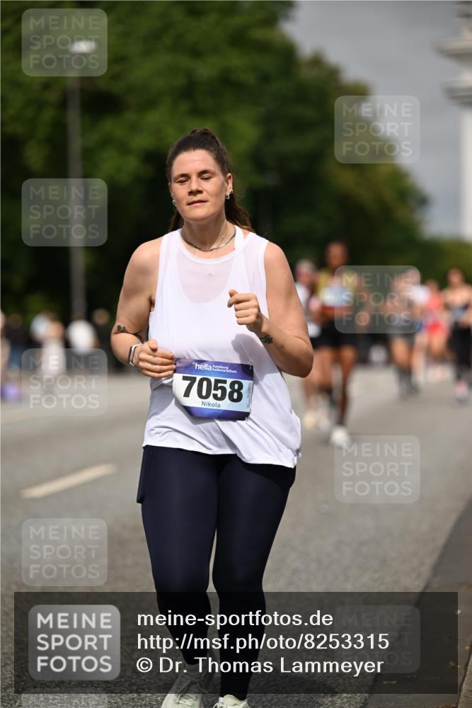 29.06.2025 - hella hamburg halbmarathon Dr. Thomas Lammeyer http://msf.ph/oto/8253315 29.06.2025 10:14:26 Kennedybrücke 1052, 1186, 1456, 4389, 7058, 7250, 8685, 9150, 9829, 9988 meine-sportfotos.de