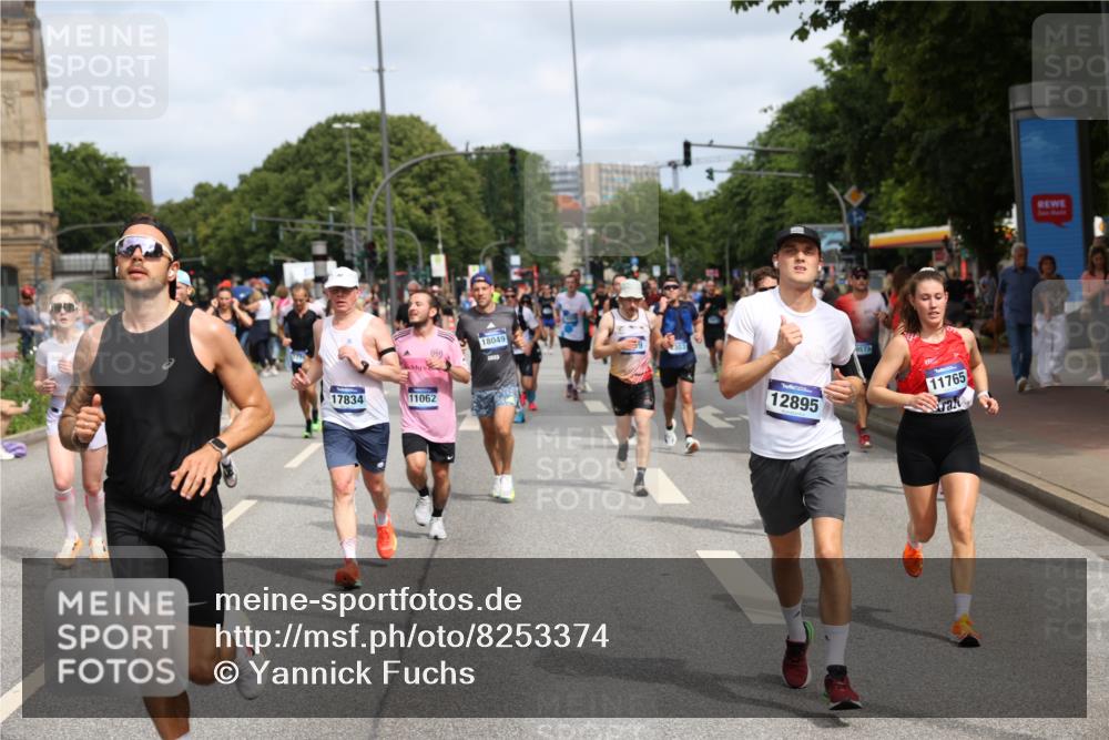 29.06.2025 - hella hamburg halbmarathon Yannick Fuchs http://msf.ph/oto/8253374 29.06.2025 10:35:39 20KM 1136, 1631, 1677, 2568, 2797, 3618, 4205, 4303, 4380, 4634, 4871, 4893, 5026, 5410, 5709, 6429, 6550, 6683, 6771, 6901, 7378, 7774, 7796, 8122, 9358, 9547, 9640, 9659, 9711, 9755, 9885, 10375, 10783, 10978, 11062, 11765, 11922, 12292, 12385, 12895, 13268, 13457, 14555, 14661, 15164, 15247, 15351, 16201, 16347, 16599, 16816, 17100, 17720, 17834, 17971, 18045, 18049, 18399, 18412, 18573 meine-sportfotos.de