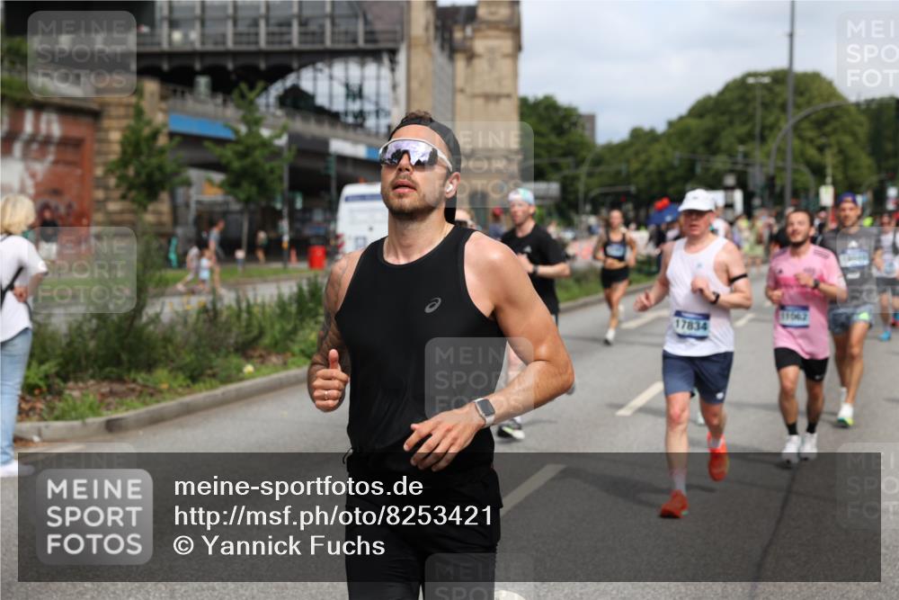 29.06.2025 - hella hamburg halbmarathon Yannick Fuchs http://msf.ph/oto/8253421 29.06.2025 10:35:39 20KM 1136, 1631, 1677, 2568, 2797, 3618, 4205, 4303, 4380, 4634, 4871, 4893, 5026, 5410, 5709, 6429, 6550, 6683, 6771, 6901, 7378, 7774, 7796, 8122, 9358, 9547, 9640, 9659, 9711, 9755, 9885, 10375, 10783, 10978, 11062, 11765, 11922, 12292, 12385, 12895, 13268, 13457, 14555, 14661, 15164, 15247, 15351, 16201, 16347, 16599, 16816, 17100, 17720, 17834, 17971, 18045, 18049, 18399, 18412, 18573 meine-sportfotos.de